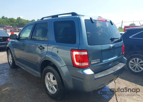 2011 Ford Escape Xlt z USA, uszkodzony, nr VIN 1FMCU0DG9BKA33459